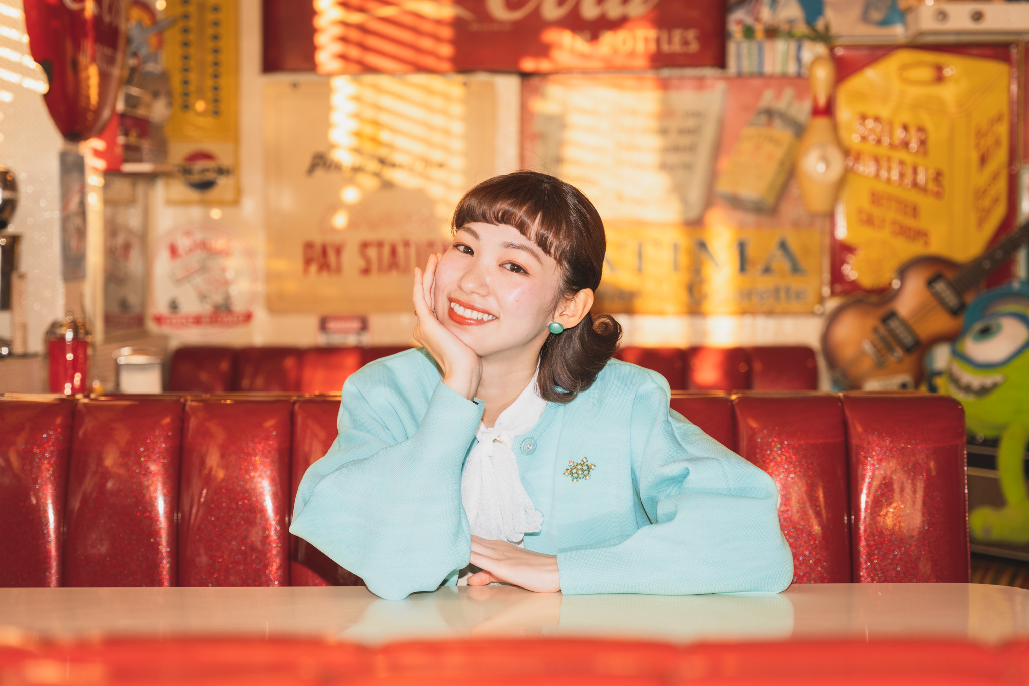 OH! 今日も80's気分 イラストレーター／モデル・くるみ ｜ 303BOOKS